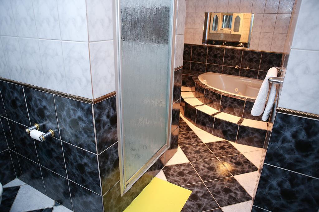 Oudtshoorn Homestay Accommodation Εξωτερικό φωτογραφία