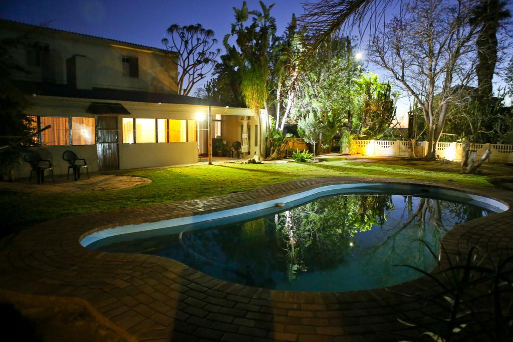 Oudtshoorn Homestay Accommodation Εξωτερικό φωτογραφία